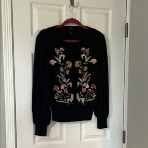 Ann Taylor factory Black Crew Neck light weight Sweater with Floral Embroidery